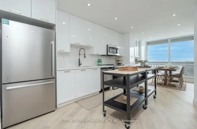 Additional image 13 of 150 Neptune Dr Unit PH05