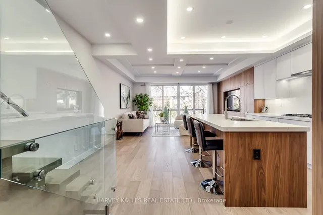 Additional image 12 of 194 Sheldrake Blvd