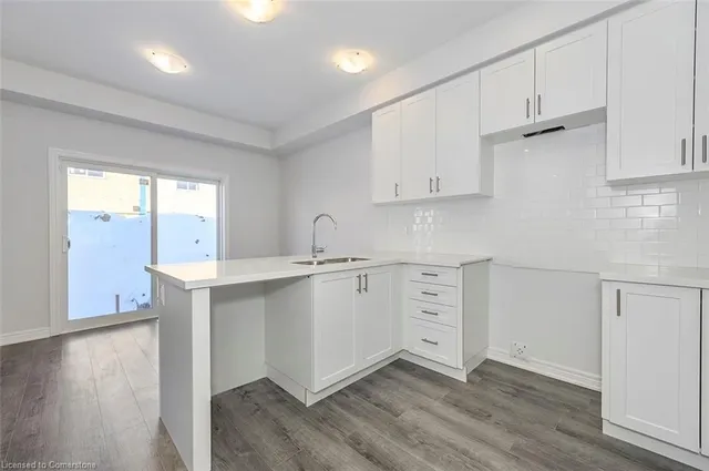 Additional image 7 of 205 Thames Way Unit 22
