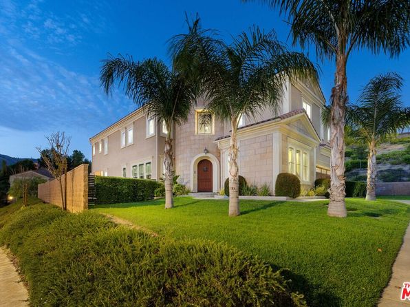 11966 Ricasoli Way, Northridge, CA 91326