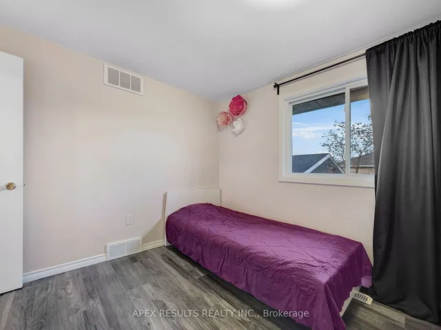 Additional image 20 of 3 Leduc St