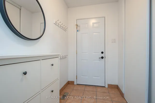 Additional image 12 of 634 Strasburg Rd Unit 32