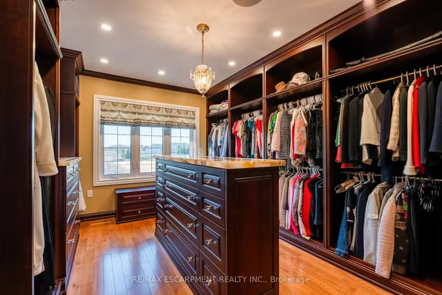 Additional image 24 of 4105 Millcroft Park Dr