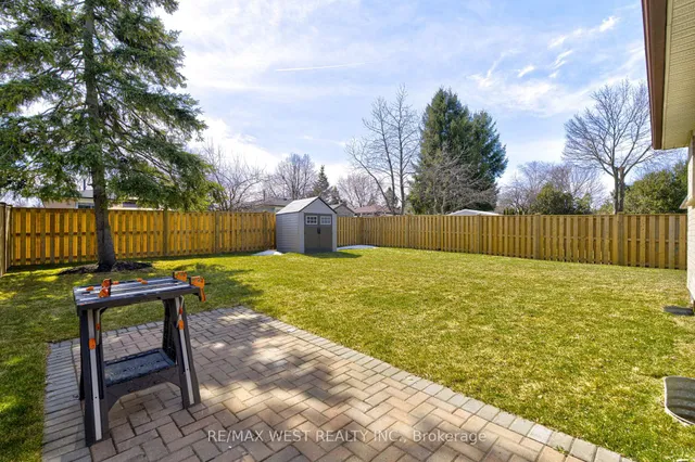 Additional image 33 of 17 Tillbrook Crt