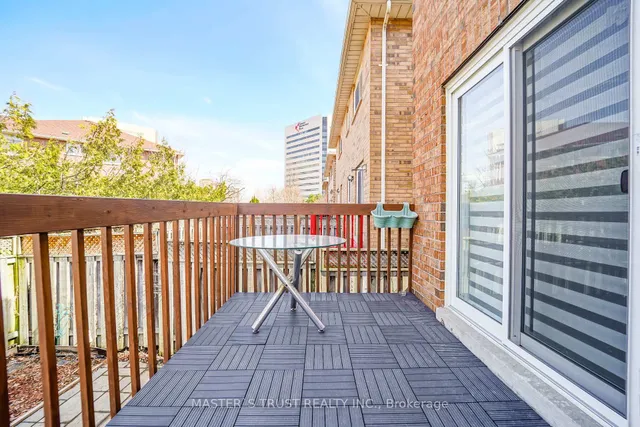 Additional image 2 of 40 Rochefort Dr