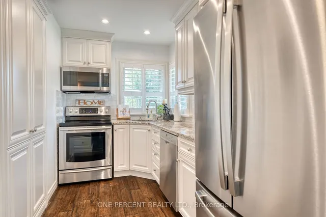 Additional image 13 of 27 Hoover Cres