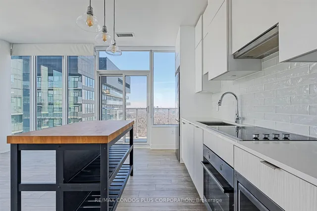 Additional image 5 of 195 Redpath Ave Unit Ph03