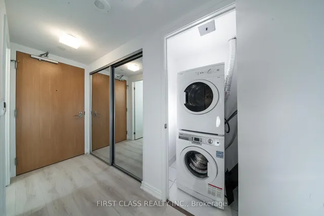 Additional image 16 of 11 Wellesley St Unit 1403