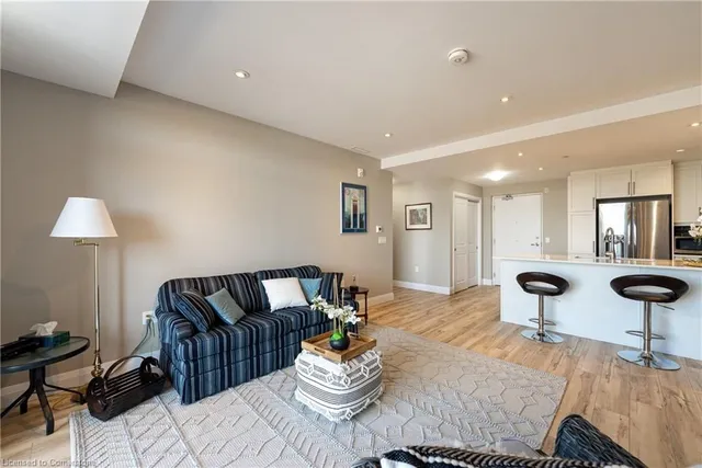 Additional image 5 of 1 Redfern Ave Unit 331