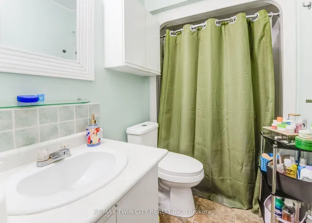 Additional image 20 of 266 Overlea Dr