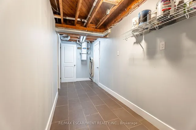 Additional image 22 of 534 Evans Rd