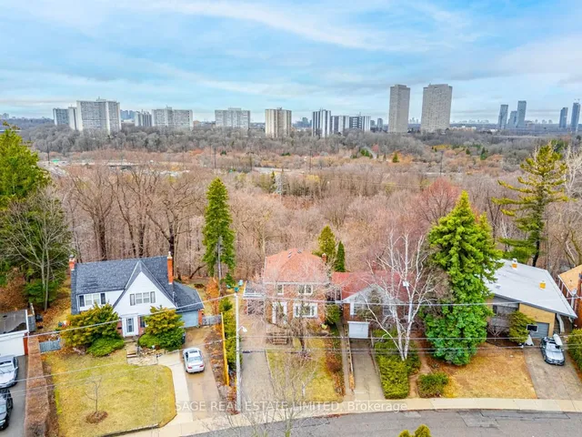 Additional image 40 of 28 Barbara Cres