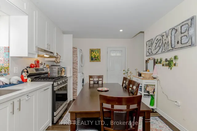 Additional image 16 of 41 McCaul St