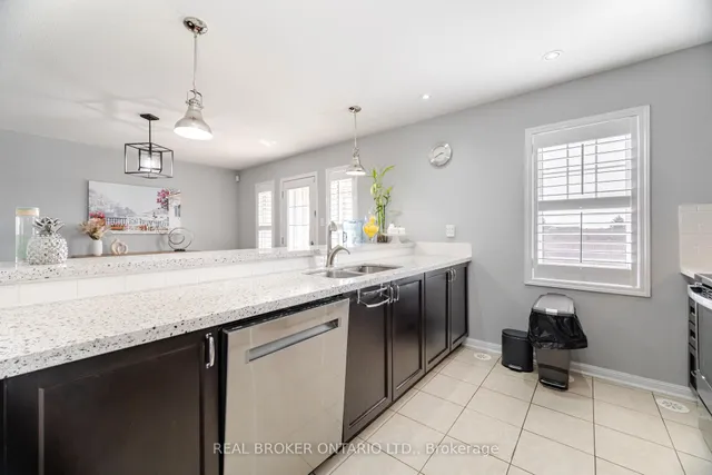 Additional image 25 of 40 Suitor Crt