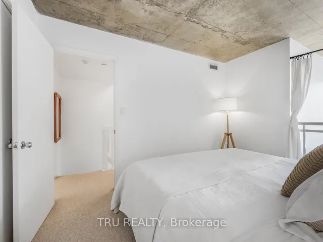 Additional image 17 of 1029 King St Unit 841