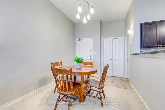 Additional image 7 of 1470 Main St Unit 401