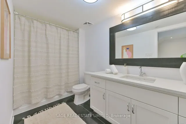 Additional image 15 of 299 Brock Ave