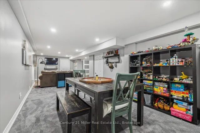 Additional image 27 of 30 Grande Ave