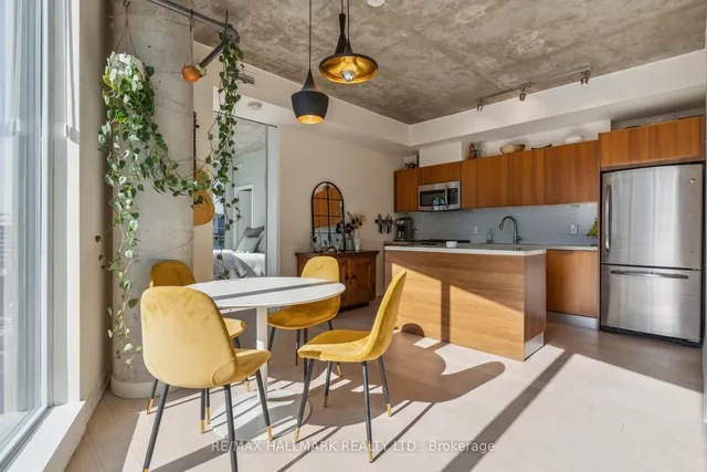 Additional image 12 of 318 King St Unit 1014