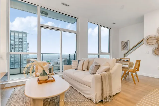 Additional image 3 of 38 Widmer St Unit PH5109