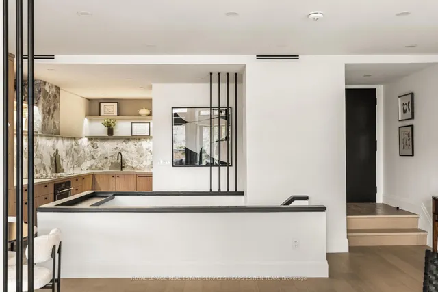 Additional image 10 of 40 Oaklands Ave Unit 329