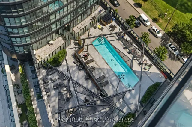 Additional image 16 of 575 Bloor St Unit 1502