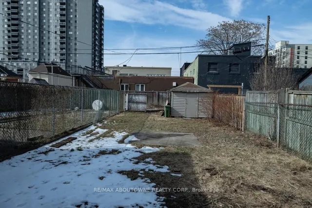 Additional image 19 of 131 West Ave