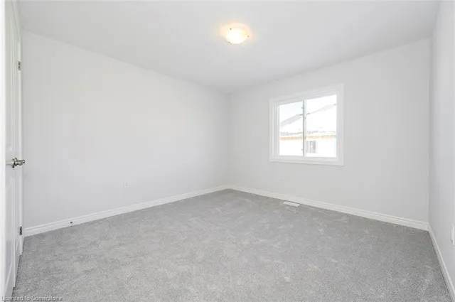 Additional image 33 of 205 Thames Way Unit 22