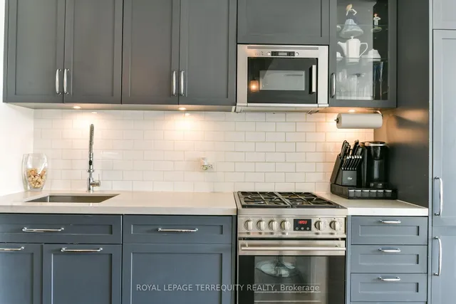 Additional image 7 of 25 Malcolm Rd Unit 501