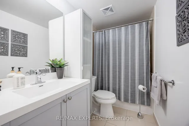 Additional image 12 of 830 Lawrence Ave Unit 231