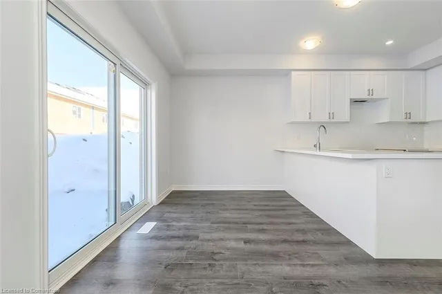Additional image 13 of 205 Thames Way Unit 22