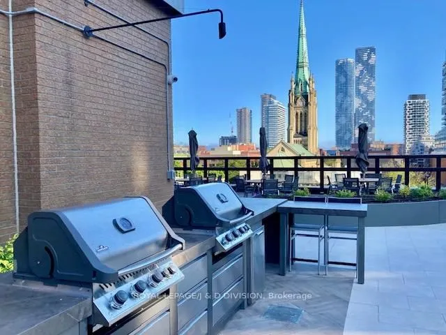 Additional image 23 of 55 Lombard St Unit 204