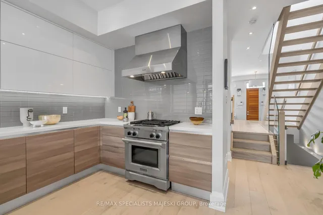 Additional image 13 of 212b Queens Ave