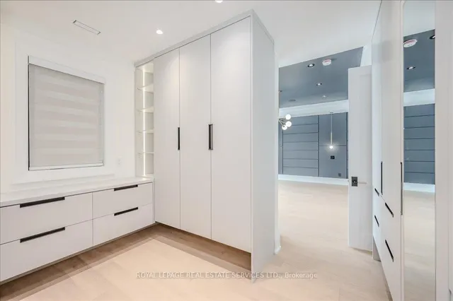 Additional image 25 of 208 Shaver Ave