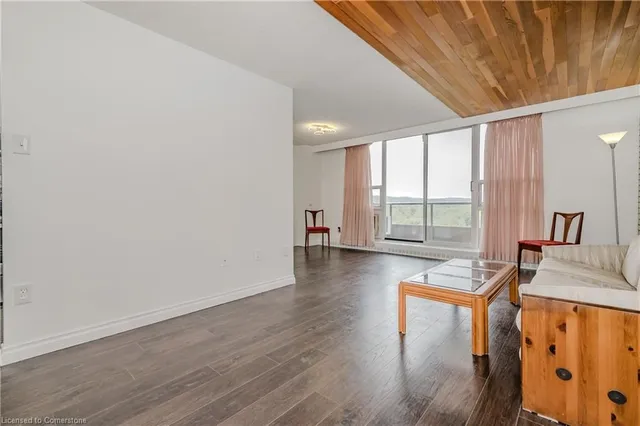 Additional image 11 of 1966 Main St Unit 1507