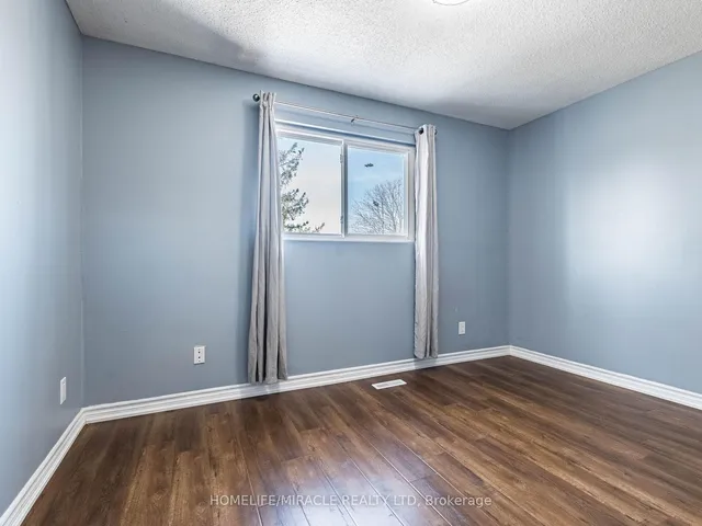 Additional image 17 of 10 Madison St