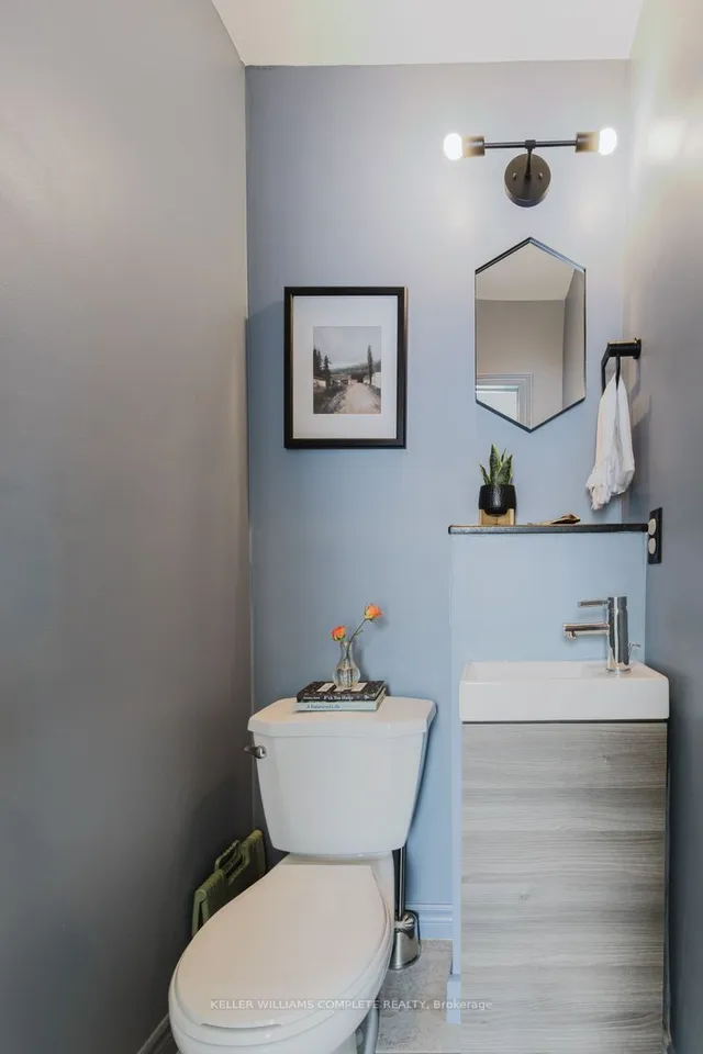 Additional image 16 of 63 Cedar Ave