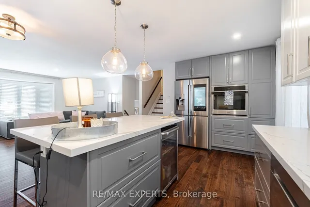 Additional image 10 of 92 Ambleside Dr