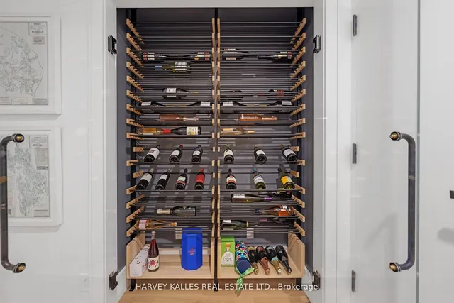 Additional image 30 of 274 Carlton St