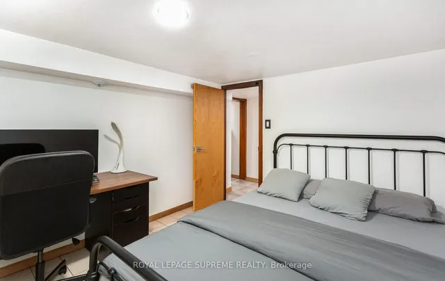 Additional image 31 of 59 Guestville Ave