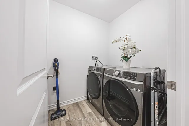 Additional image 40 of 61 Soho St Unit 134