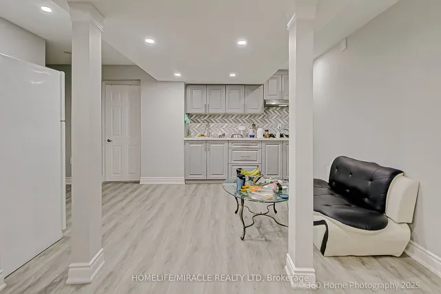 Additional image 32 of 20 Amy Ave