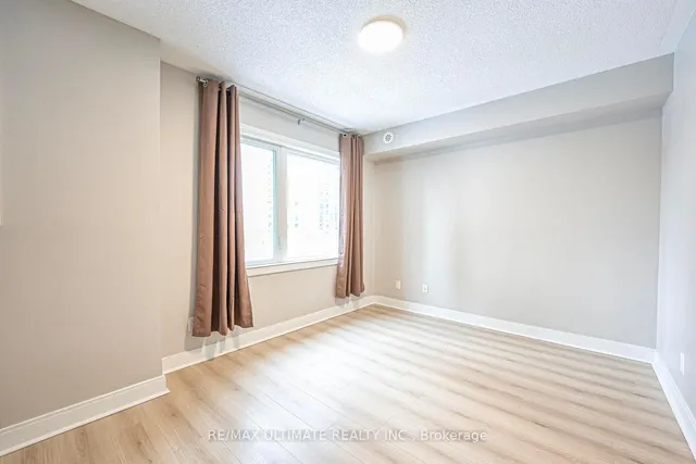 Additional image 30 of 330 Village Green Sq Unit TH 06