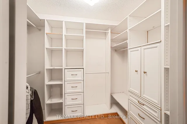 Additional image 30 of 3 Turret Cres