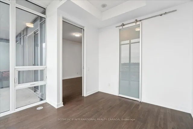 Additional image 26 of 90 Park Lawn Rd Unit 915