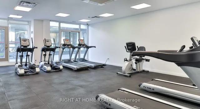 Additional image 16 of 51 Lower Simcoe St Unit Unit 1911