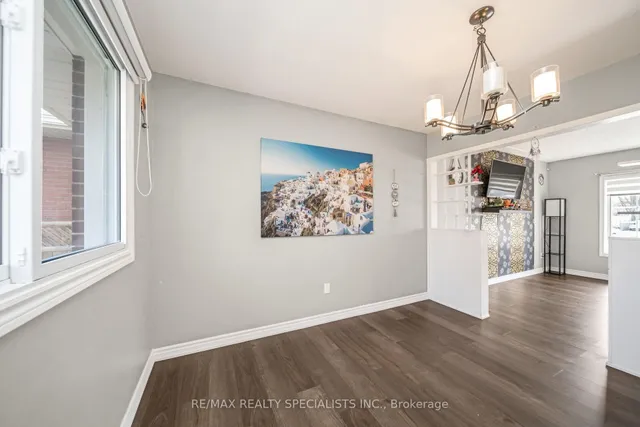 Additional image 19 of 158 Hickson Dr