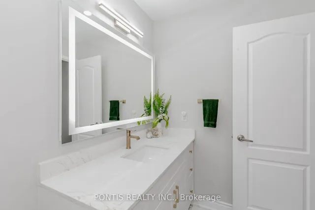 Additional image 37 of 33 Tight Crt