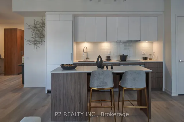 863 St.Clair Ave Unit 301