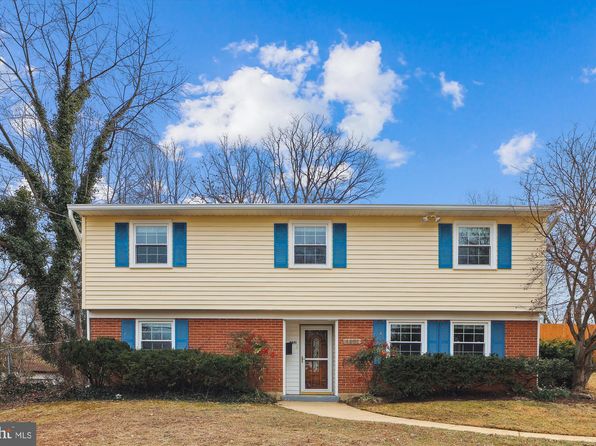 4801 Eaton Pl, Alexandria, VA 22310